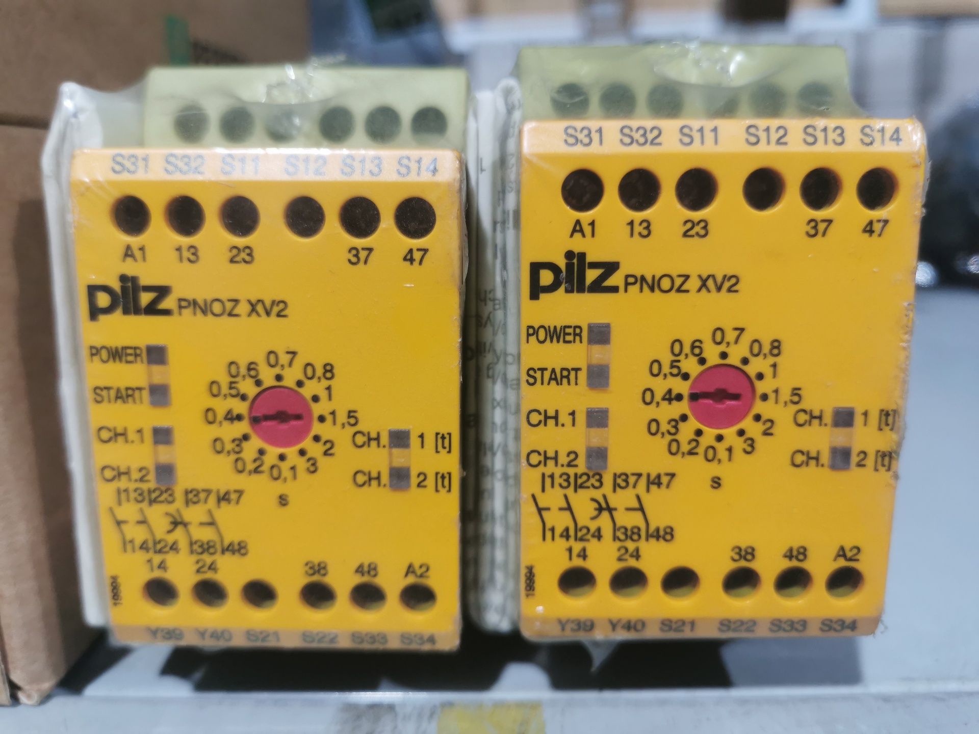 全新安全继电器